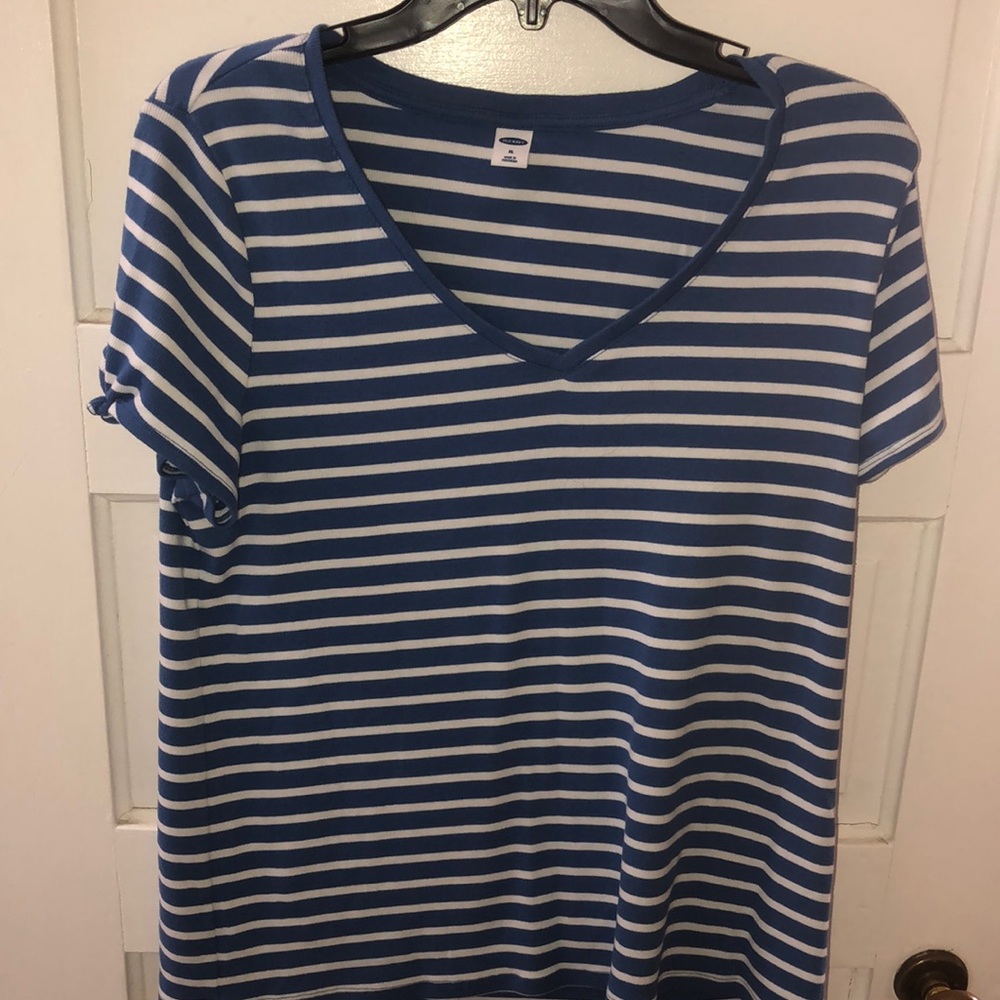 Old navy shirt